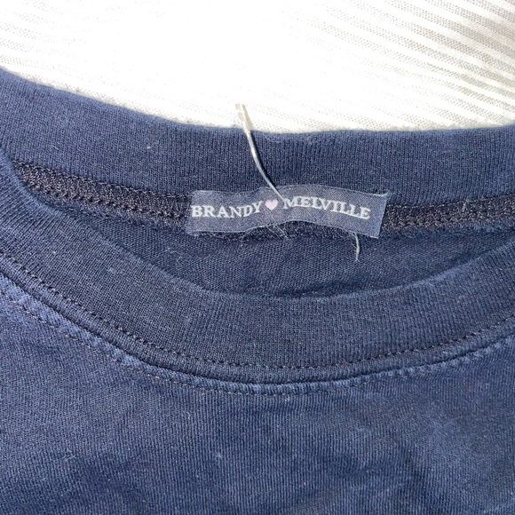 Brandy Melville Graphic Long Sleeve - Picture 3 of 3